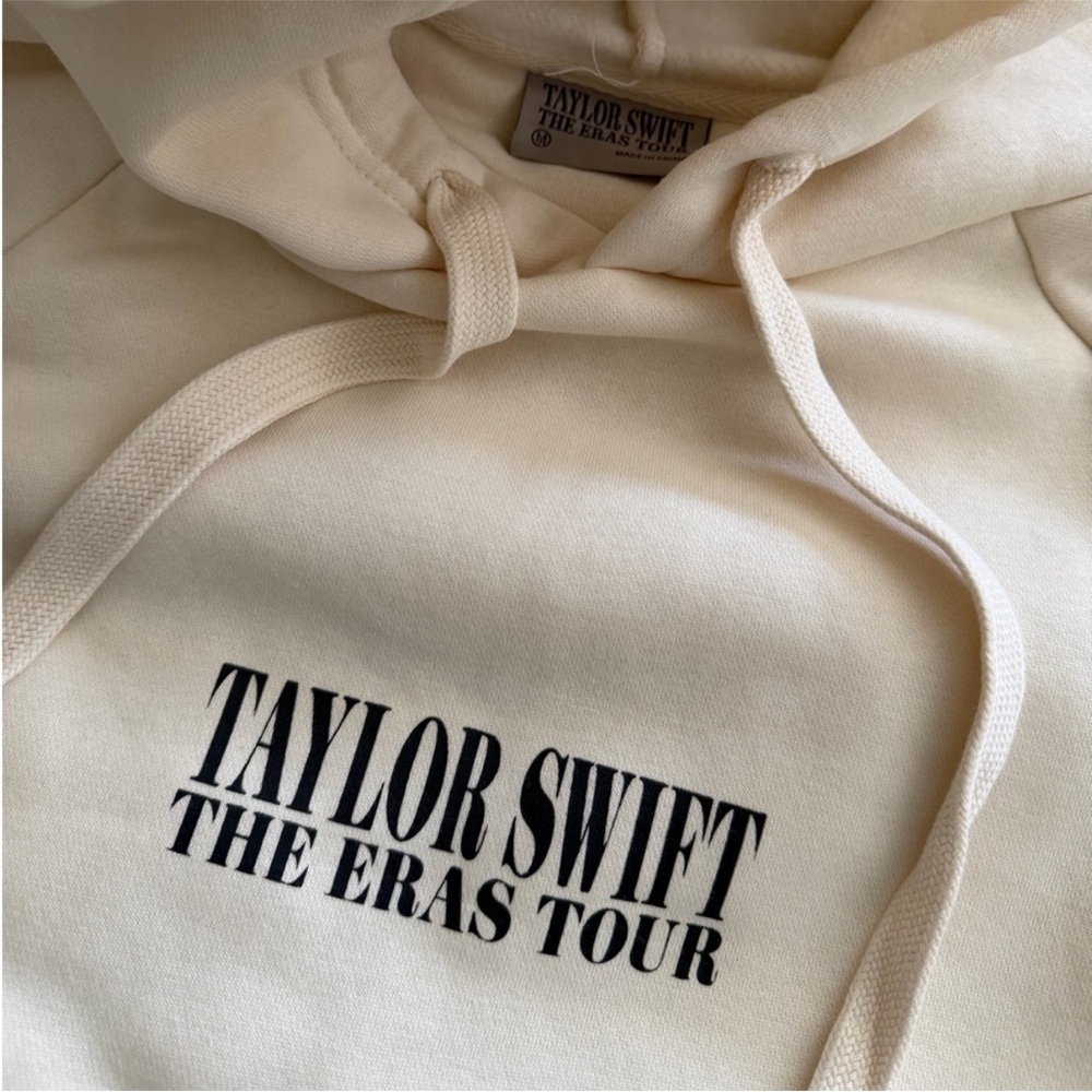 Taylor Swift Era’s Tour Hoodie - M